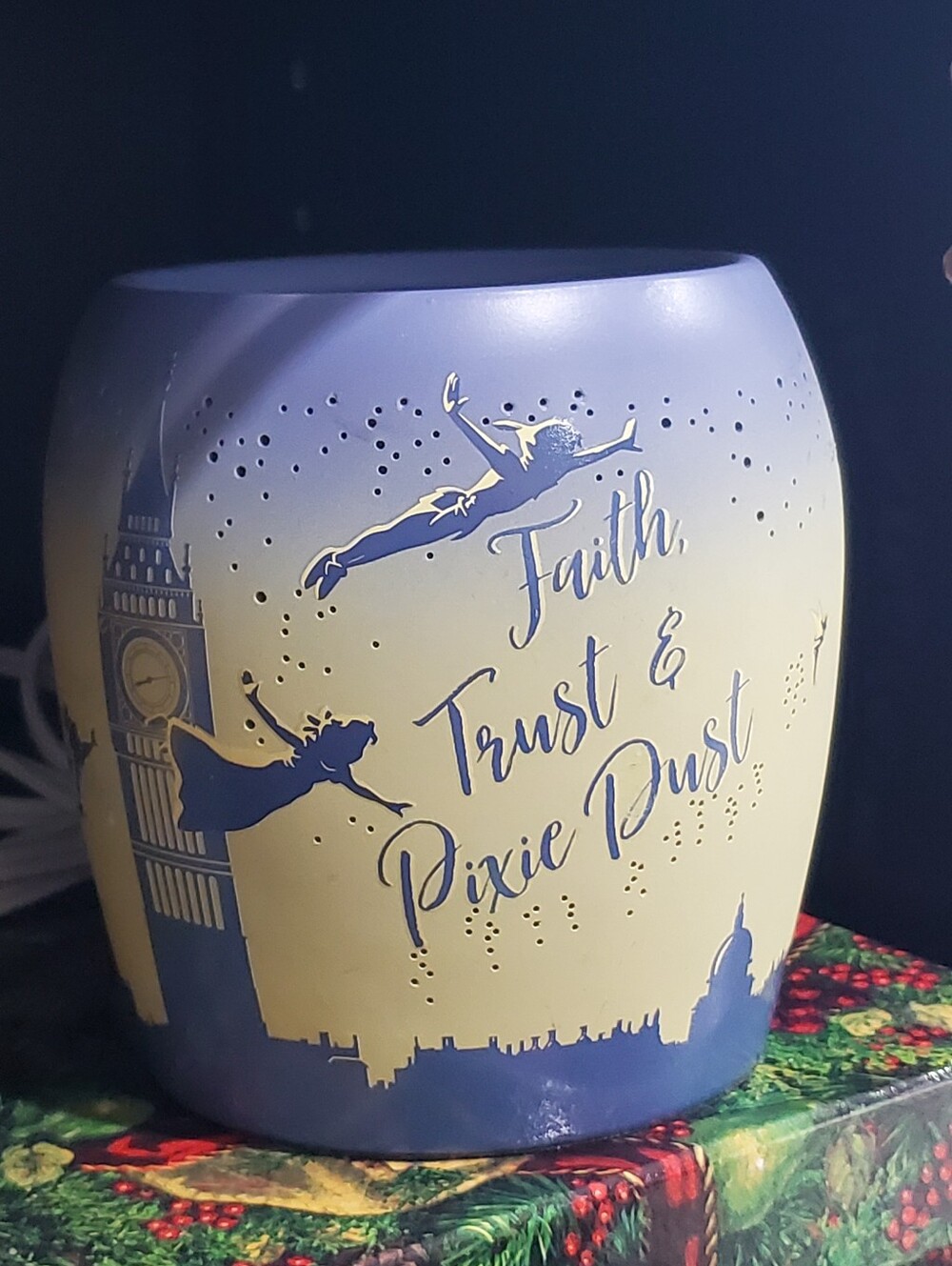 Peter Pan Scentsy Lamp Wax Warmer - *READ* Disney You Can Fly Peter Pan's Flight